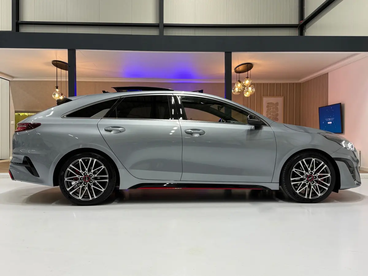 1.6 T-GDI GT 204 PK Aut. | Pano | Sportuitlaat | Virtual Cockpit | ACC | CarPlay | Camera | Alcantara/Leder