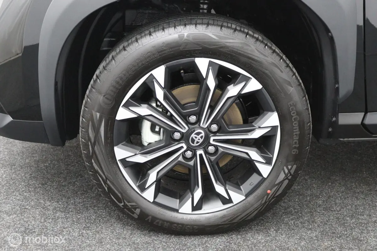 1.5 Hybrid 130 Dynamic | Adaptieve Cruise | Camera | Stoel- en Stuurverwarming