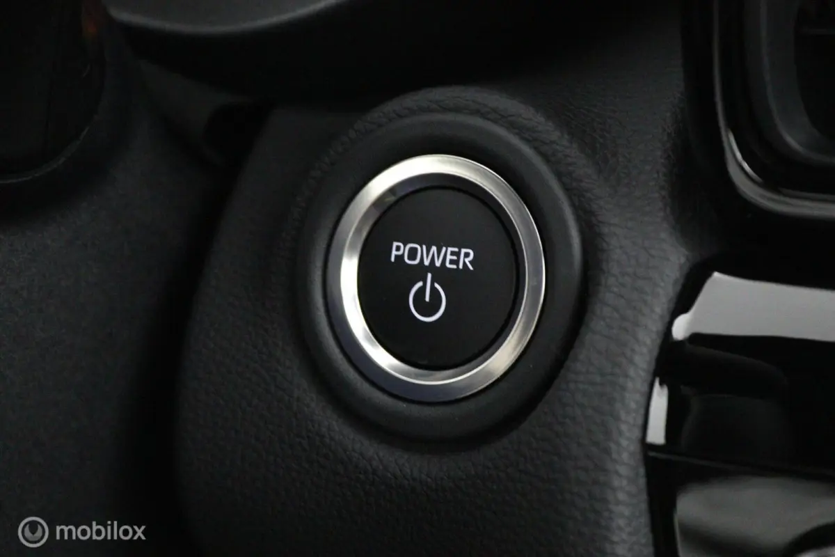 1.5 Hybrid 130 Dynamic | Adaptieve Cruise | Camera | Stoel- en Stuurverwarming