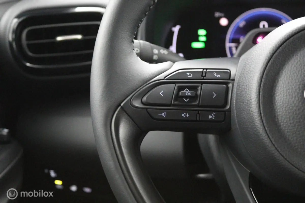 1.5 Hybrid 130 Dynamic | Adaptieve Cruise | Camera | Stoel- en Stuurverwarming