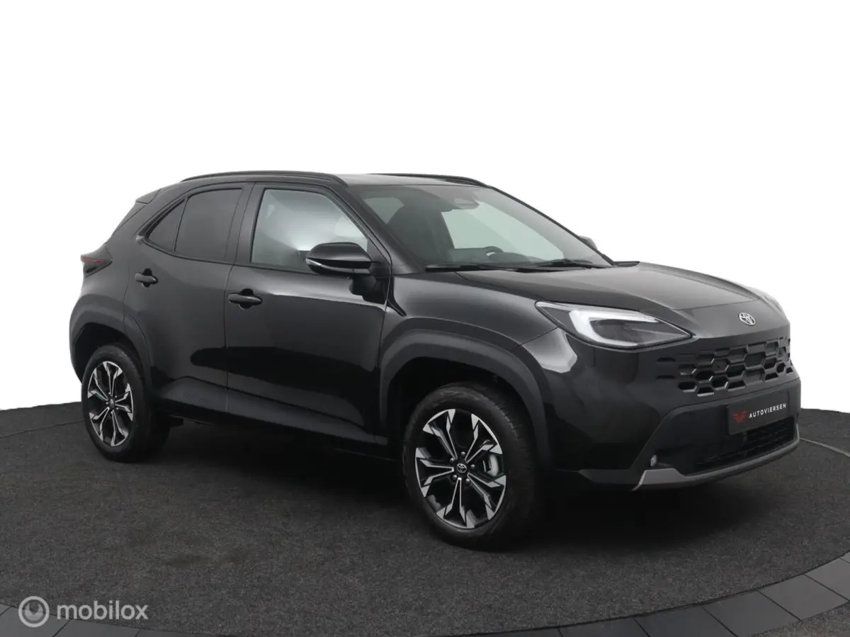 1.5 Hybrid 130 Dynamic | Adaptieve Cruise | Camera | Stoel- en Stuurverwarming
