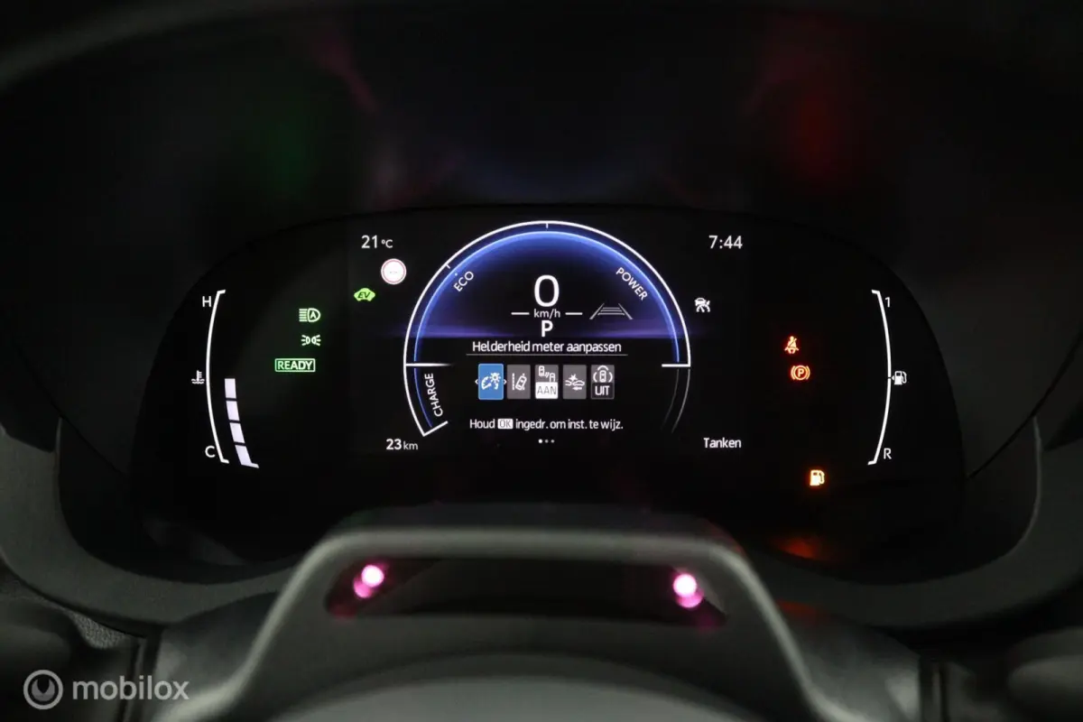 1.5 Hybrid 130 Dynamic | Adaptieve Cruise | Camera | Stoel- en Stuurverwarming