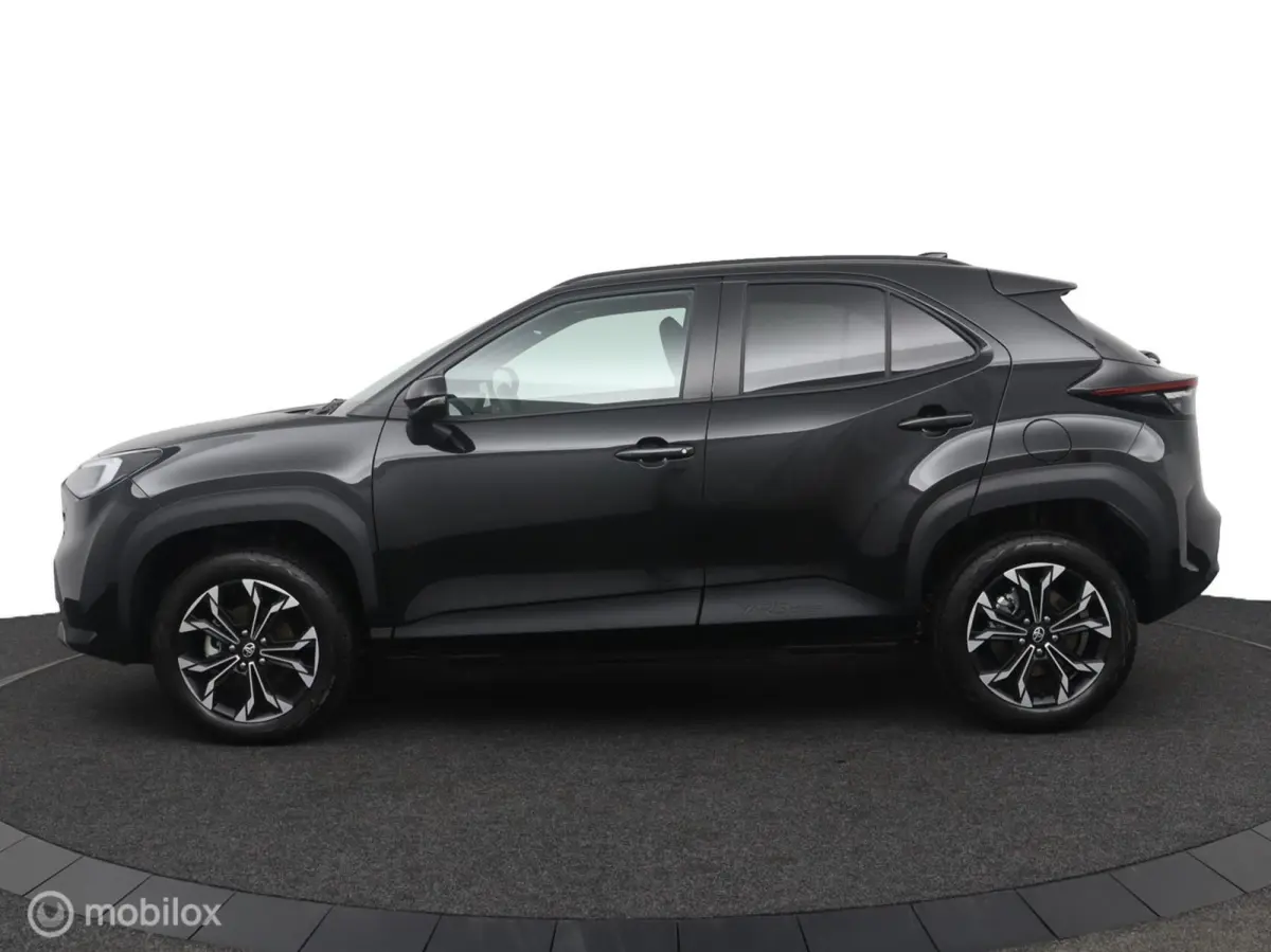 1.5 Hybrid 130 Dynamic | Adaptieve Cruise | Camera | Stoel- en Stuurverwarming