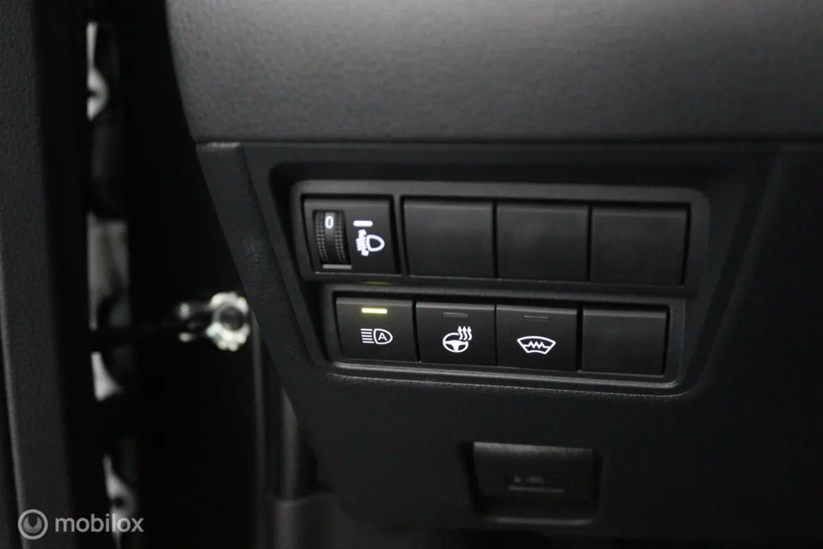 1.5 Hybrid 130 Dynamic | Adaptieve Cruise | Camera | Stoel- en Stuurverwarming