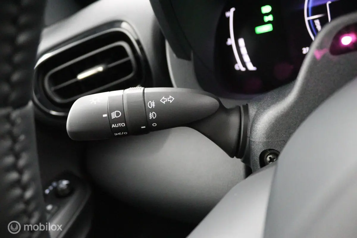1.5 Hybrid 130 Dynamic | Adaptieve Cruise | Camera | Stoel- en Stuurverwarming