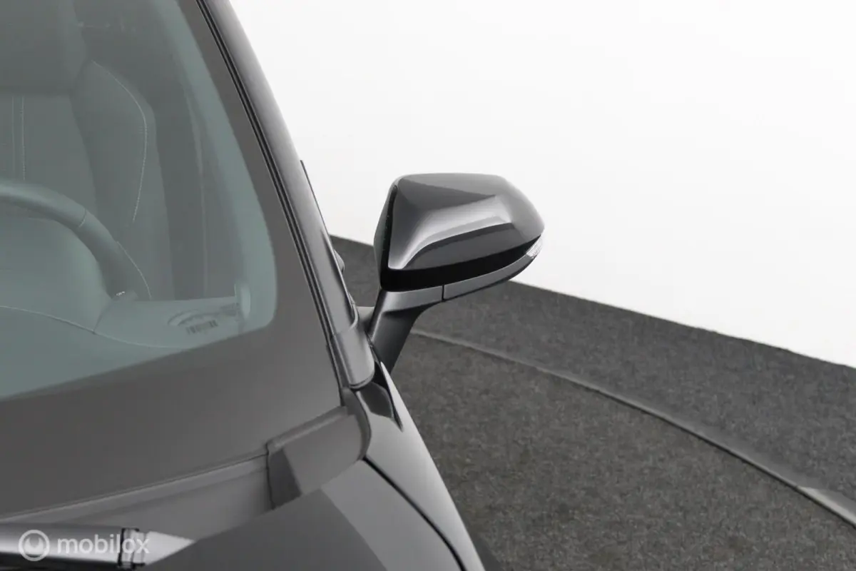 1.5 Hybrid 130 Dynamic | Adaptieve Cruise | Camera | Stoel- en Stuurverwarming