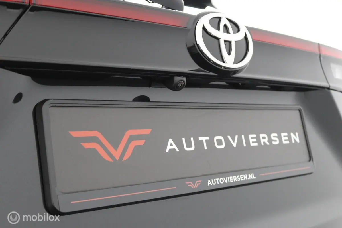 1.5 Hybrid 130 Dynamic | Adaptieve Cruise | Camera | Stoel- en Stuurverwarming