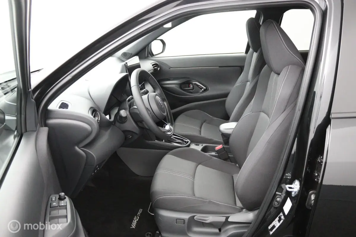 1.5 Hybrid 130 Dynamic | Adaptieve Cruise | Camera | Stoel- en Stuurverwarming
