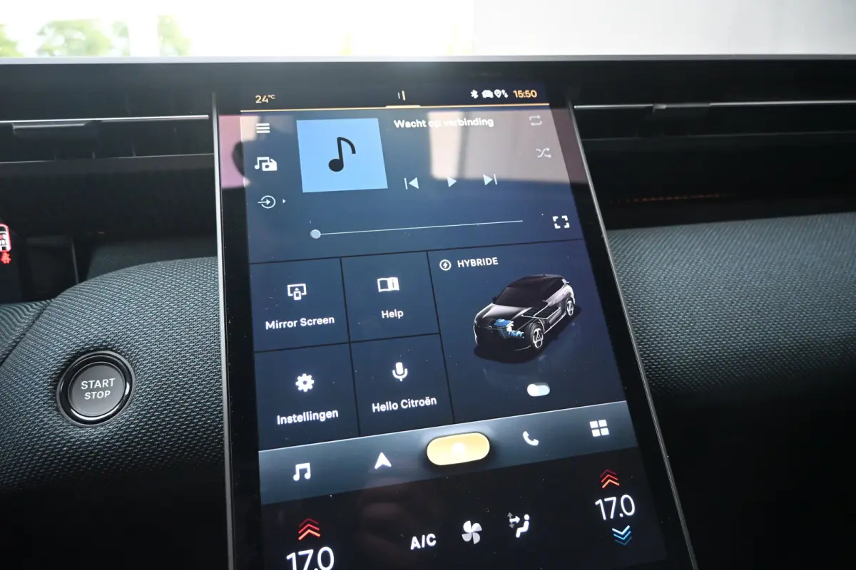 1.6 Plug-In Hybrid 195 Business Demo Deal! Tot 8 Jaar Garantie! | Adaptief Cruise control | 360 Camera | Navi by App | HUD | Elektr. Achterklep | 7,4kW Lader | DAB ontvanger | Draadloze tele
