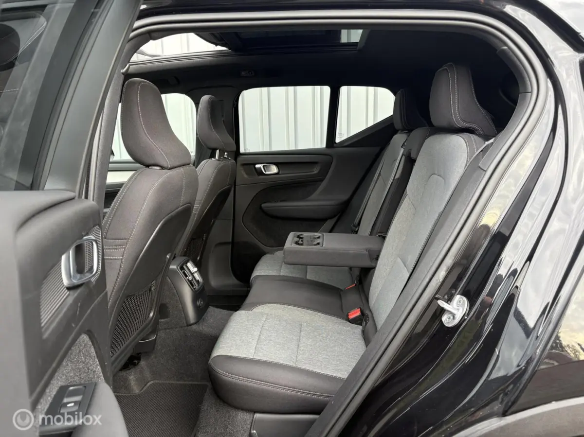 1.5 T4 Plug-in hybrid Plus Dark | Pano | Camera | BTW | 2023 | Harman / Kardon | Phev | Volledig dealer onderhouden | Facelift model
