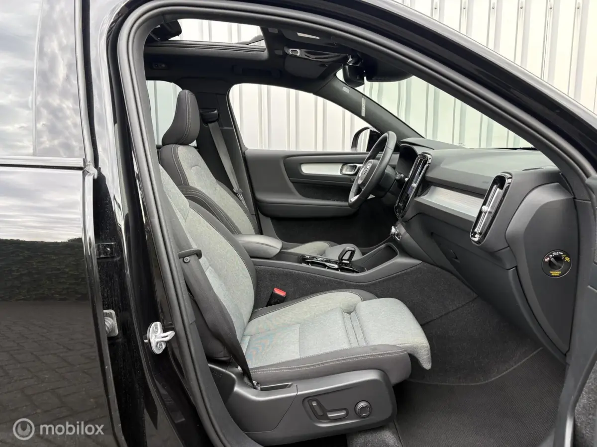 1.5 T4 Plug-in hybrid Plus Dark | Pano | Camera | BTW | 2023 | Harman / Kardon | Phev | Volledig dealer onderhouden | Facelift model