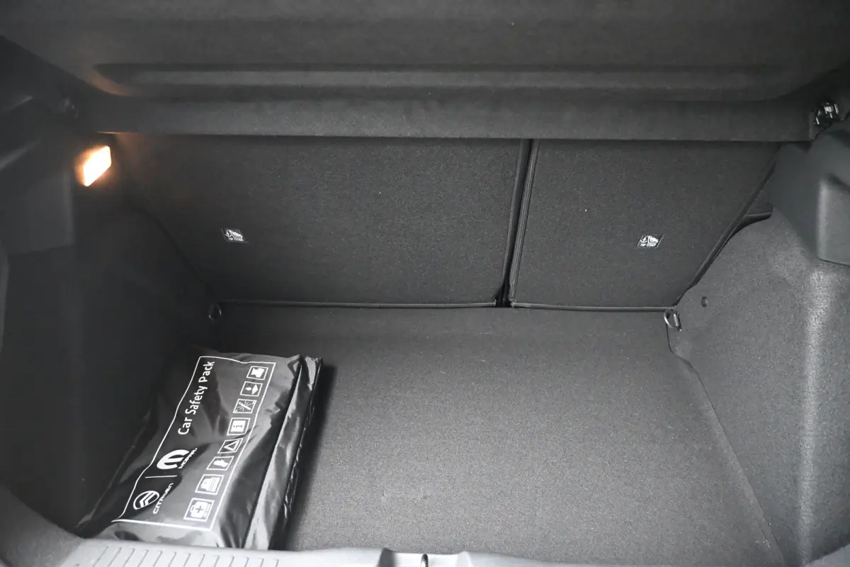 1.2 Hybrid 110pk Collection Demo Deal! Tot 8 Jaar Garantie! | Cruise control | Navi by App | DAB ontvanger | Dakrails | Extra getint glas | LMV 17" |