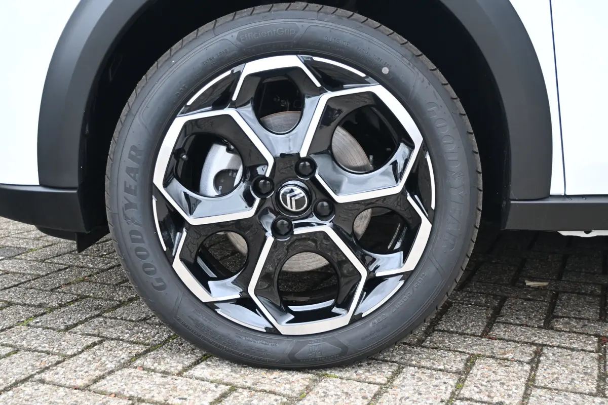 1.2 Hybrid 110pk Collection Demo Deal! Tot 8 Jaar Garantie! | Cruise control | Navi by App | DAB ontvanger | Dakrails | Extra getint glas | LMV 17" |