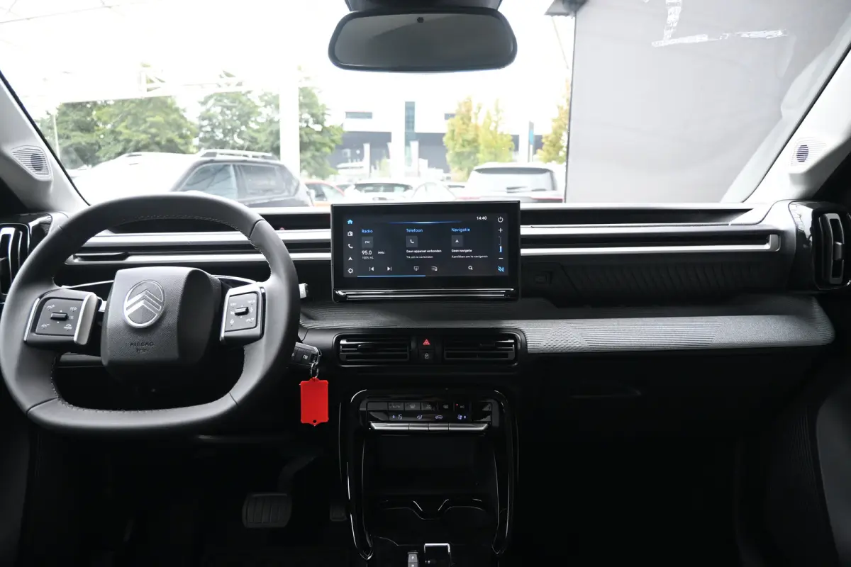 1.2 Hybrid 110pk Collection Demo Deal! Tot 8 Jaar Garantie! | Cruise control | Navi by App | DAB ontvanger | Dakrails | Extra getint glas | LMV 17" |