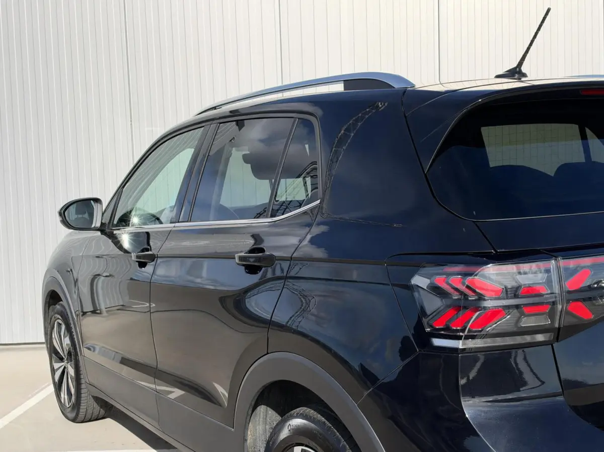 1.0 TSI Style|Navi|IQ Light|Carplay