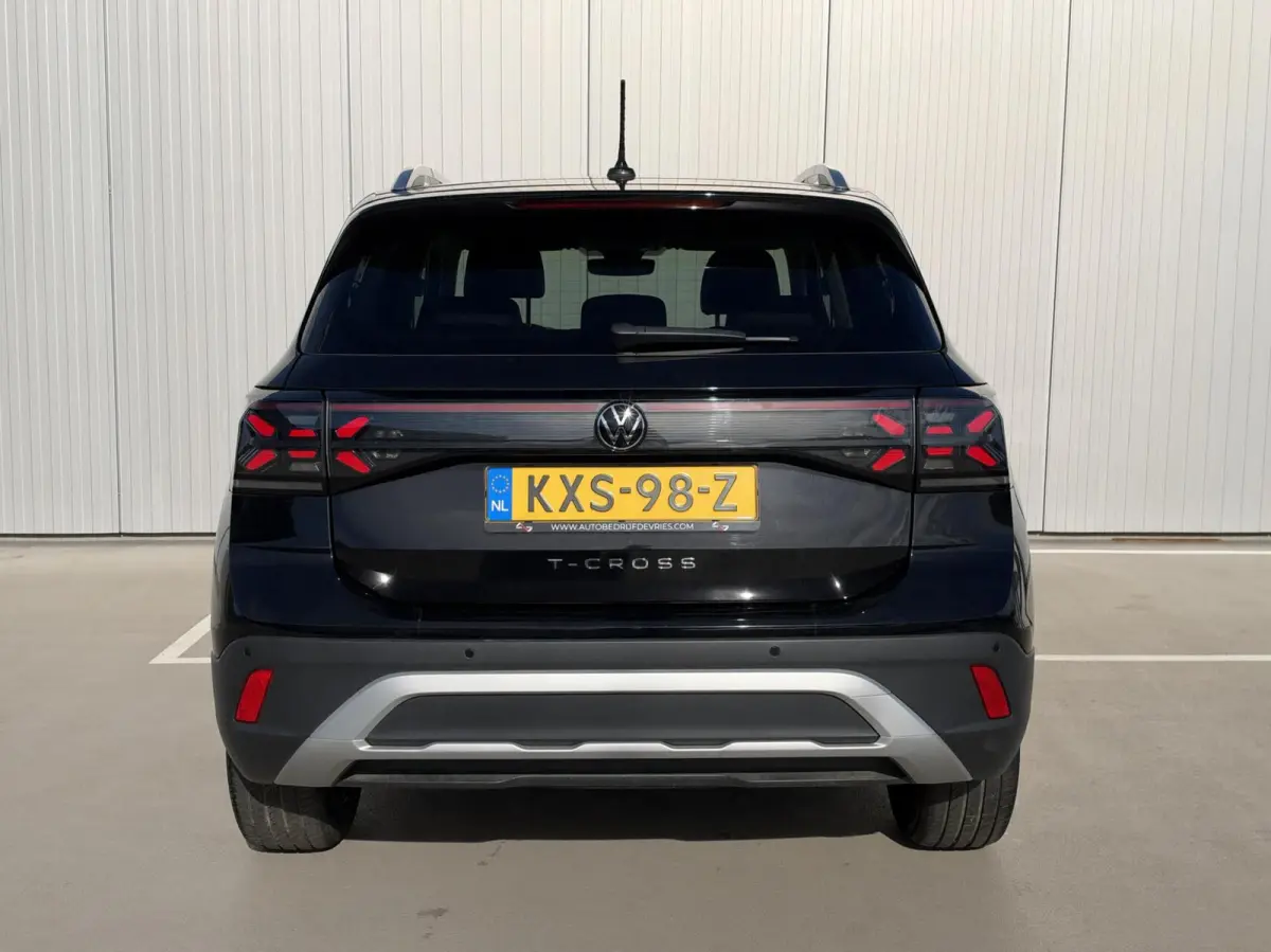 1.0 TSI Style|Navi|IQ Light|Carplay
