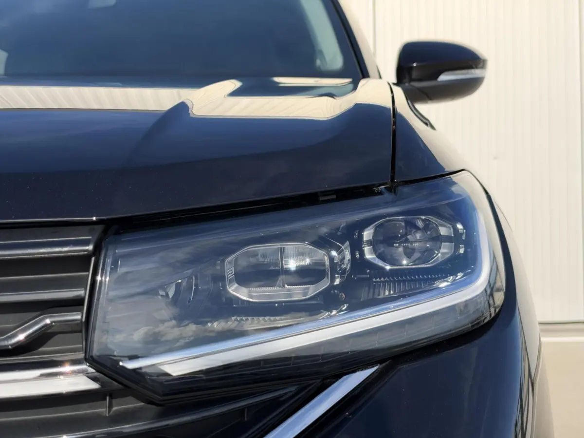 1.0 TSI Style|Navi|IQ Light|Carplay