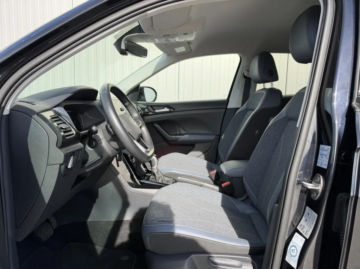 1.0 TSI Style|Navi|IQ Light|Carplay