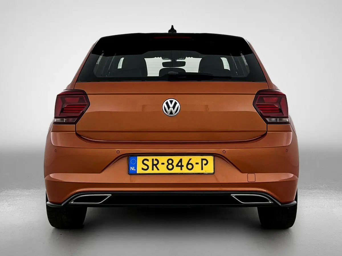 1.0 TSI Highline | Stoelverwarming | R-Line | Airco | Carplay | Parkeersensoren | Cruise control |