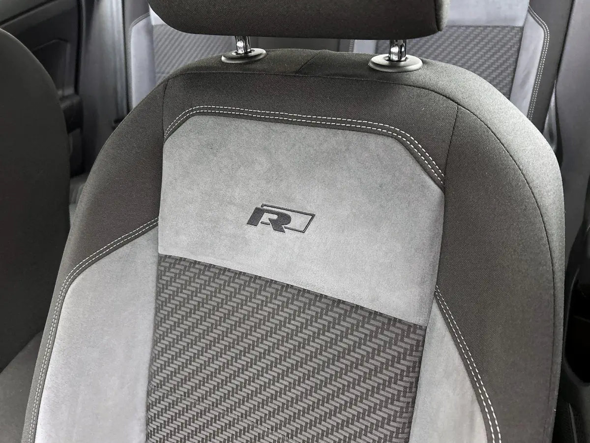 1.0 TSI Highline | Stoelverwarming | R-Line | Airco | Carplay | Parkeersensoren | Cruise control |