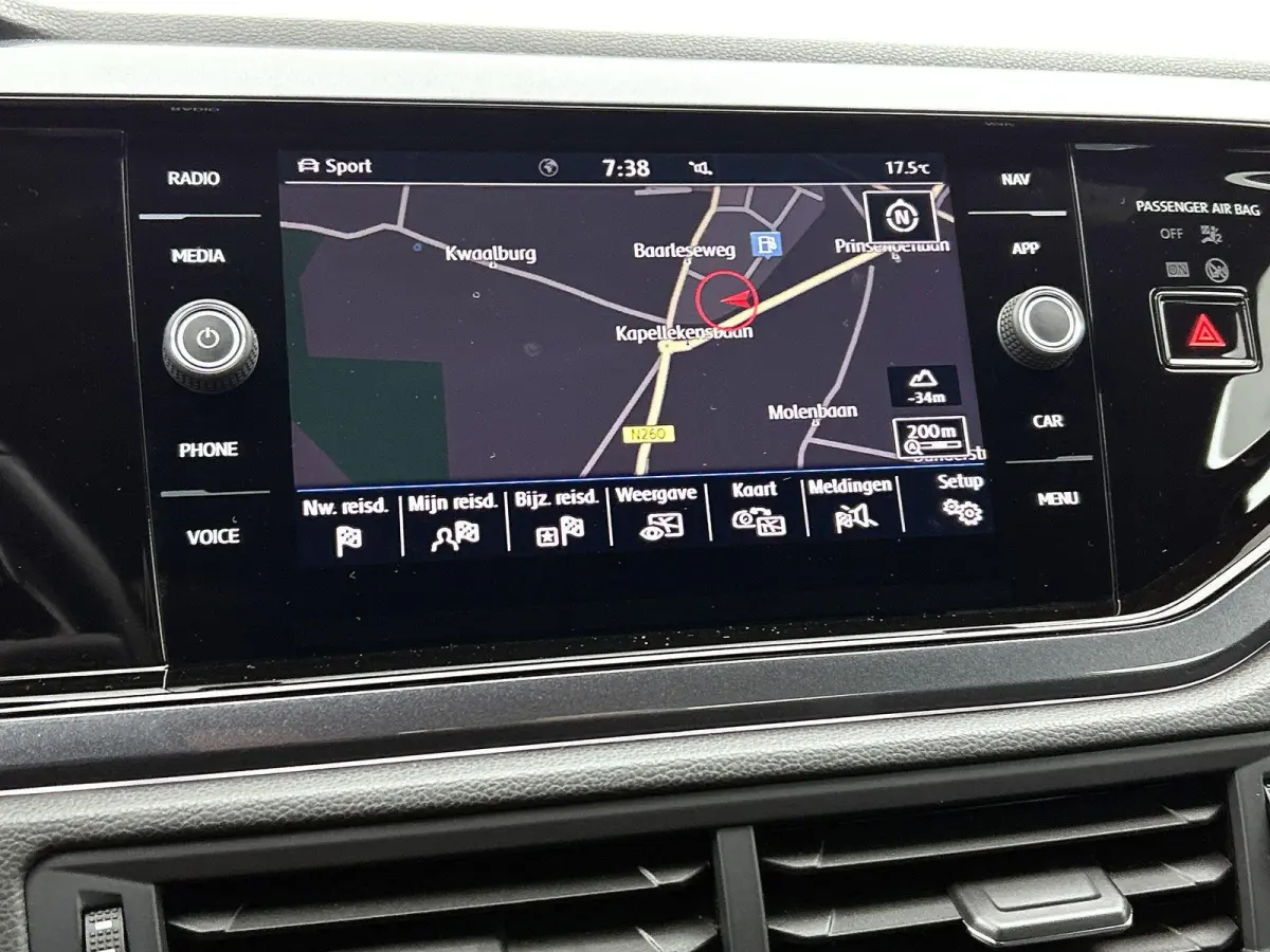 1.0 TSI Highline | Stoelverwarming | R-Line | Airco | Carplay | Parkeersensoren | Cruise control |