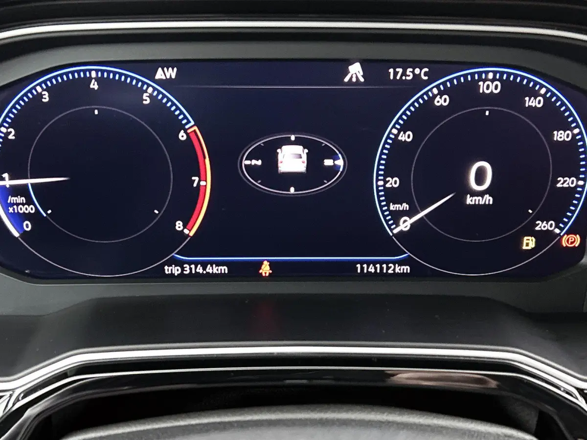 1.0 TSI Highline | Stoelverwarming | R-Line | Airco | Carplay | Parkeersensoren | Cruise control |
