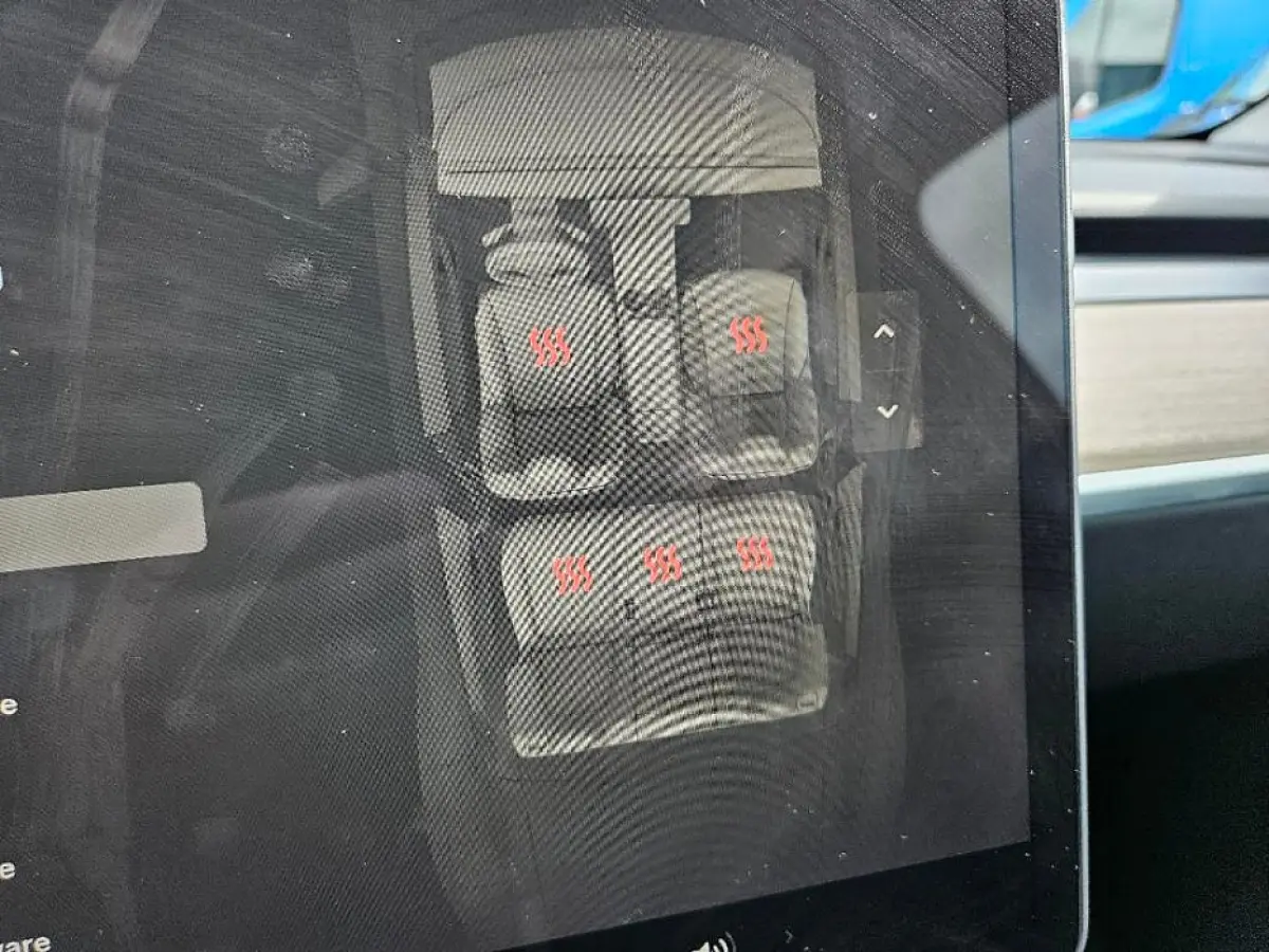 RWD 58 kWh | Panoramadak | Stoelverwarming | Keyless | Dodehoek detectie | | Cruise control adaptief met Stop&Go | Dodehoek detectie | Keyless start