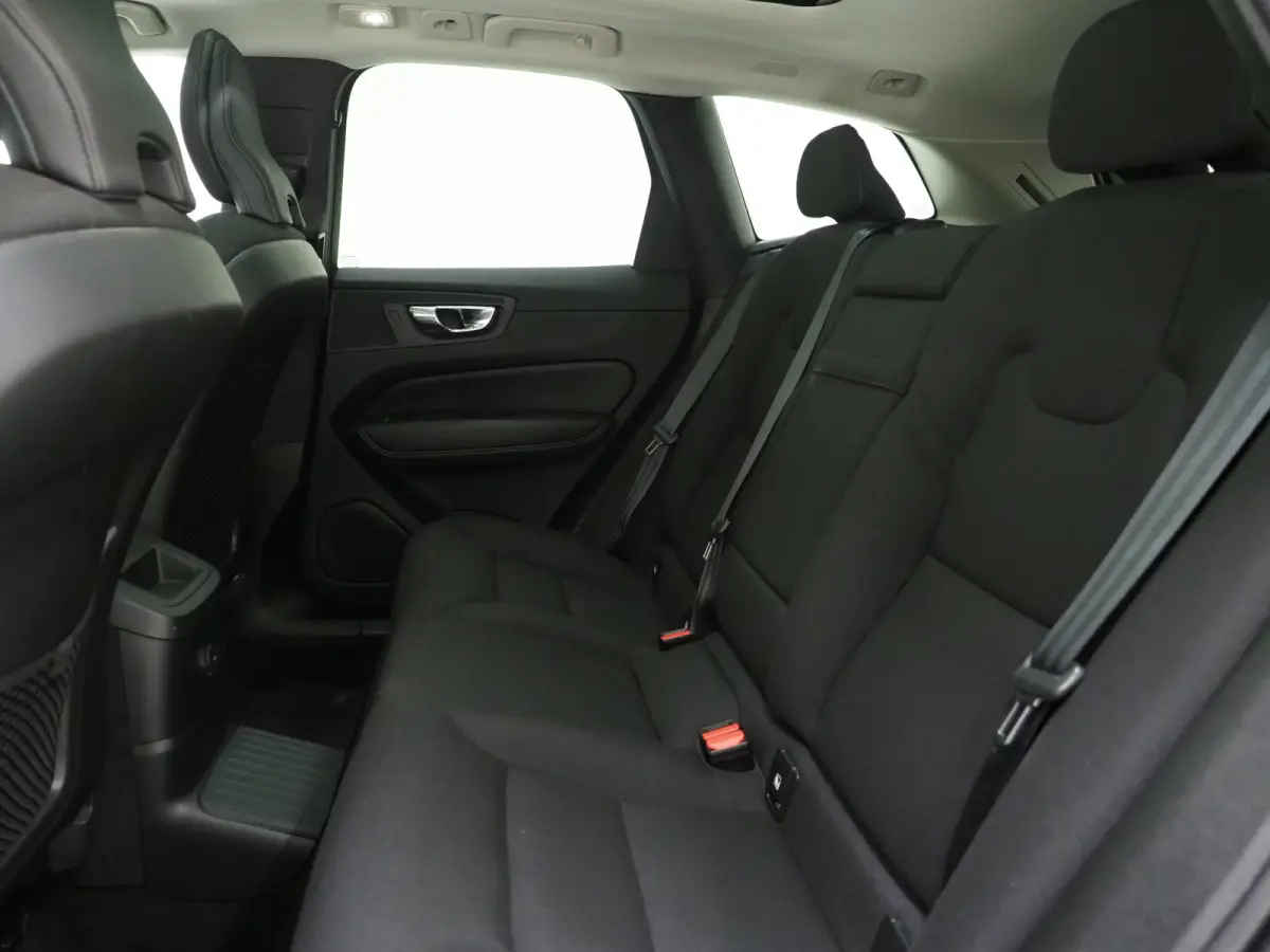 2.0 T6 Plug-in hybrid AWD Long Range | Panoramadak | Pilot Assist | 360 | Stoel/stuurverwarming | Keyless | Carplay