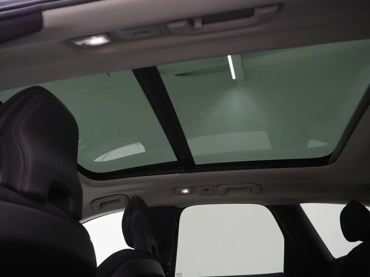 2.0 T6 Plug-in hybrid AWD Long Range | Panoramadak | Pilot Assist | 360 | Stoel/stuurverwarming | Keyless | Carplay