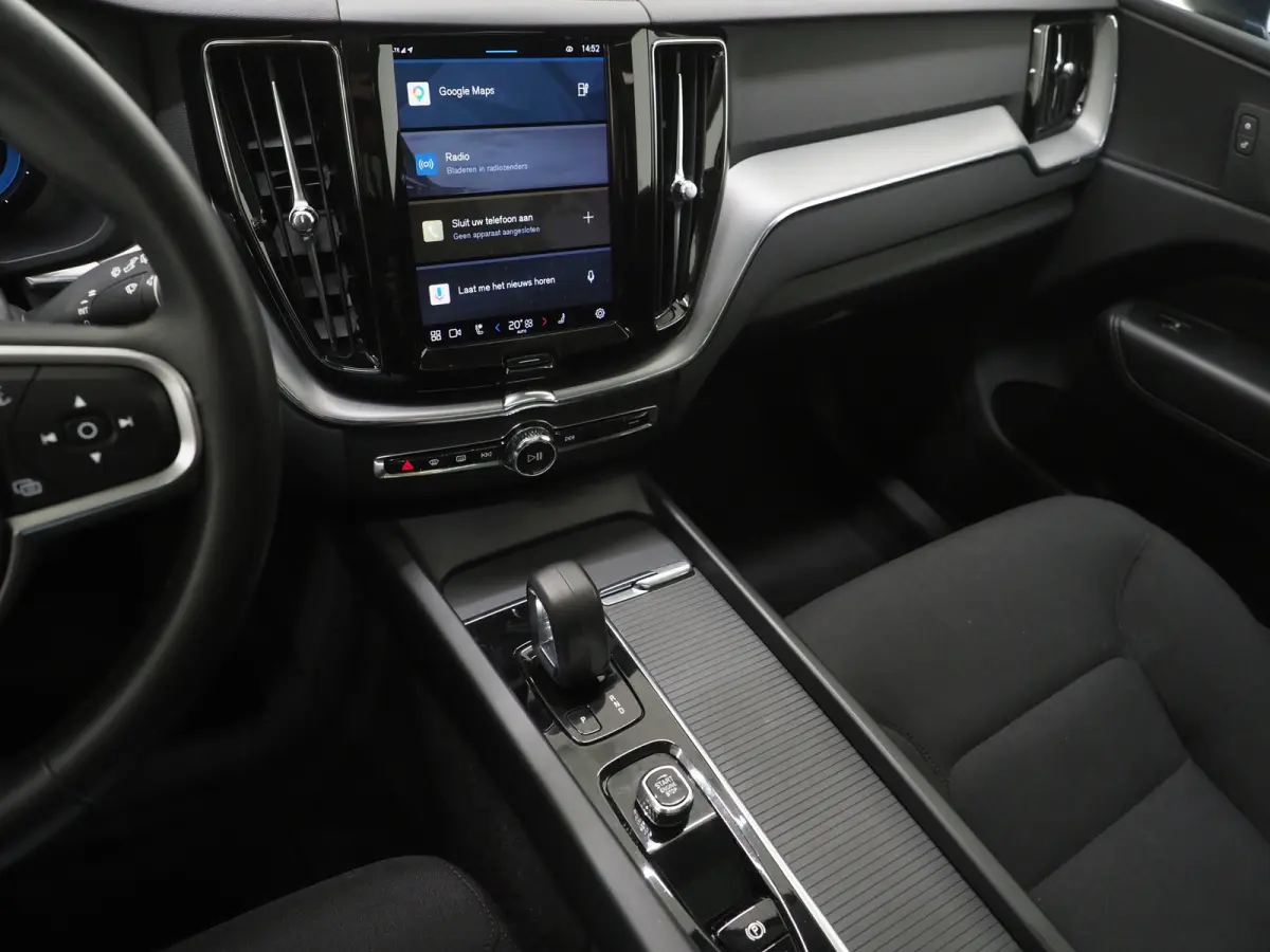 2.0 T6 Plug-in hybrid AWD Long Range | Panoramadak | Pilot Assist | 360 | Stoel/stuurverwarming | Keyless | Carplay