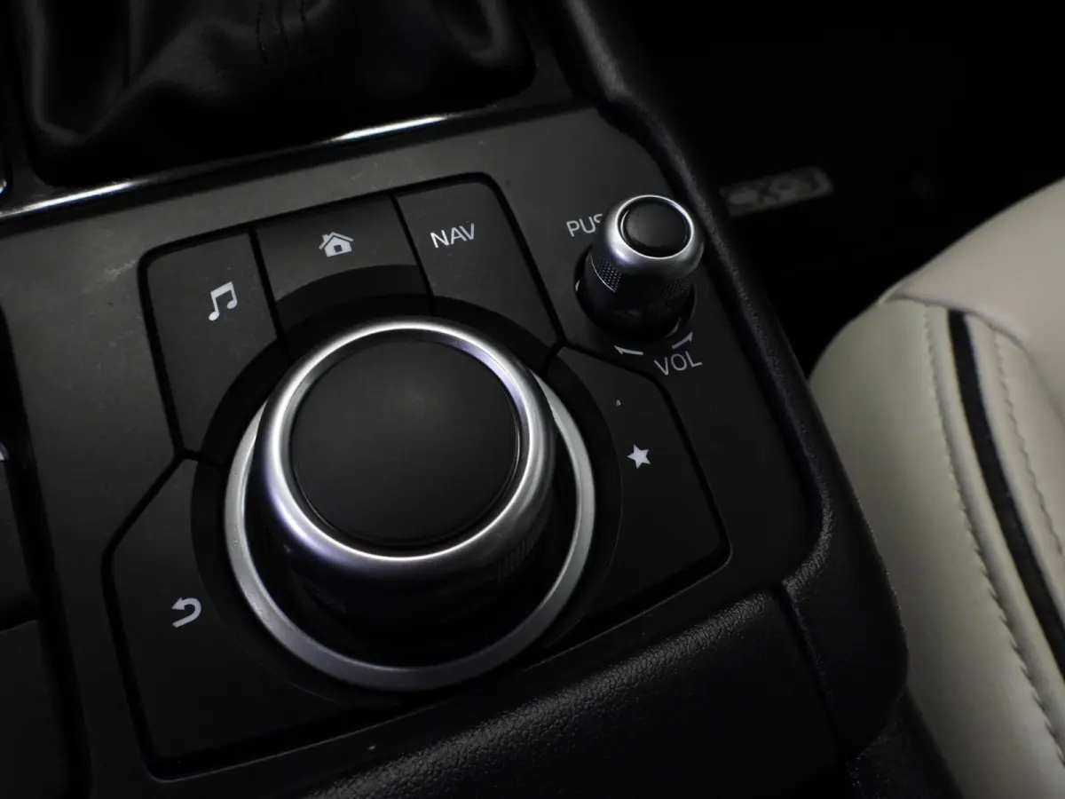 2.0 SkyActiv-G Aut. Luxury NAVI-APP/LEER/CLIMA/LED/18"LMV!