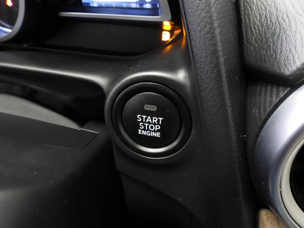 2.0 SkyActiv-G Aut. Luxury NAVI-APP/LEER/CLIMA/LED/18"LMV!