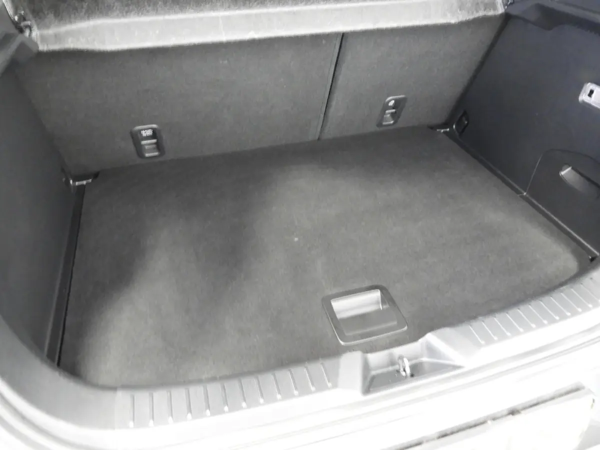 2.0 SkyActiv-G Aut. Luxury NAVI-APP/LEER/CLIMA/LED/18"LMV!