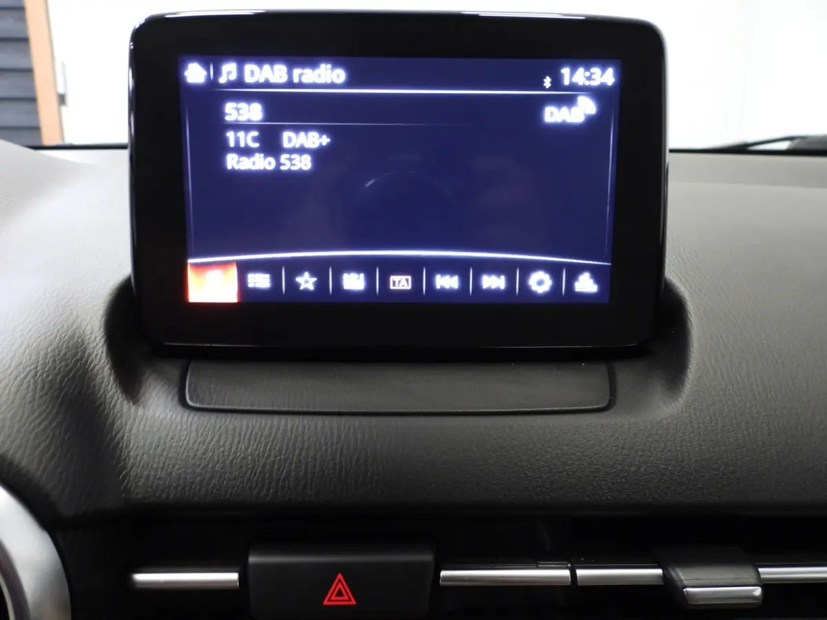 2.0 SkyActiv-G Aut. Luxury NAVI-APP/LEER/CLIMA/LED/18"LMV!