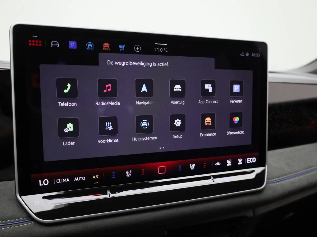 1.5 eHybrid R-Line Edition 204 PK| Origineel Nederlands | Trekhaak | LEDER Interieur | 360 Camera | Stoelventilatie | Stuurwielverwarming | Stoelverwarming