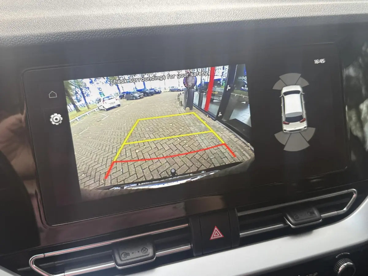 1.6 GDi PHEV DynamicLine | Navigatie | Trekhaak | ECC | PDC + Camera | Stoel/ Stuurverwarming |