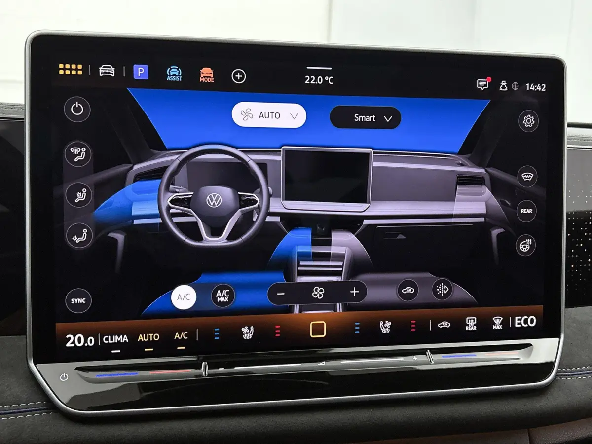 1.5 eHybrid R-Line Edition 272 PK| Origineel Nederlands | LEDER Interieur | Panoramadak | Trekhaak | Stoelventilatie | Stoelverwarming | 360 Camera