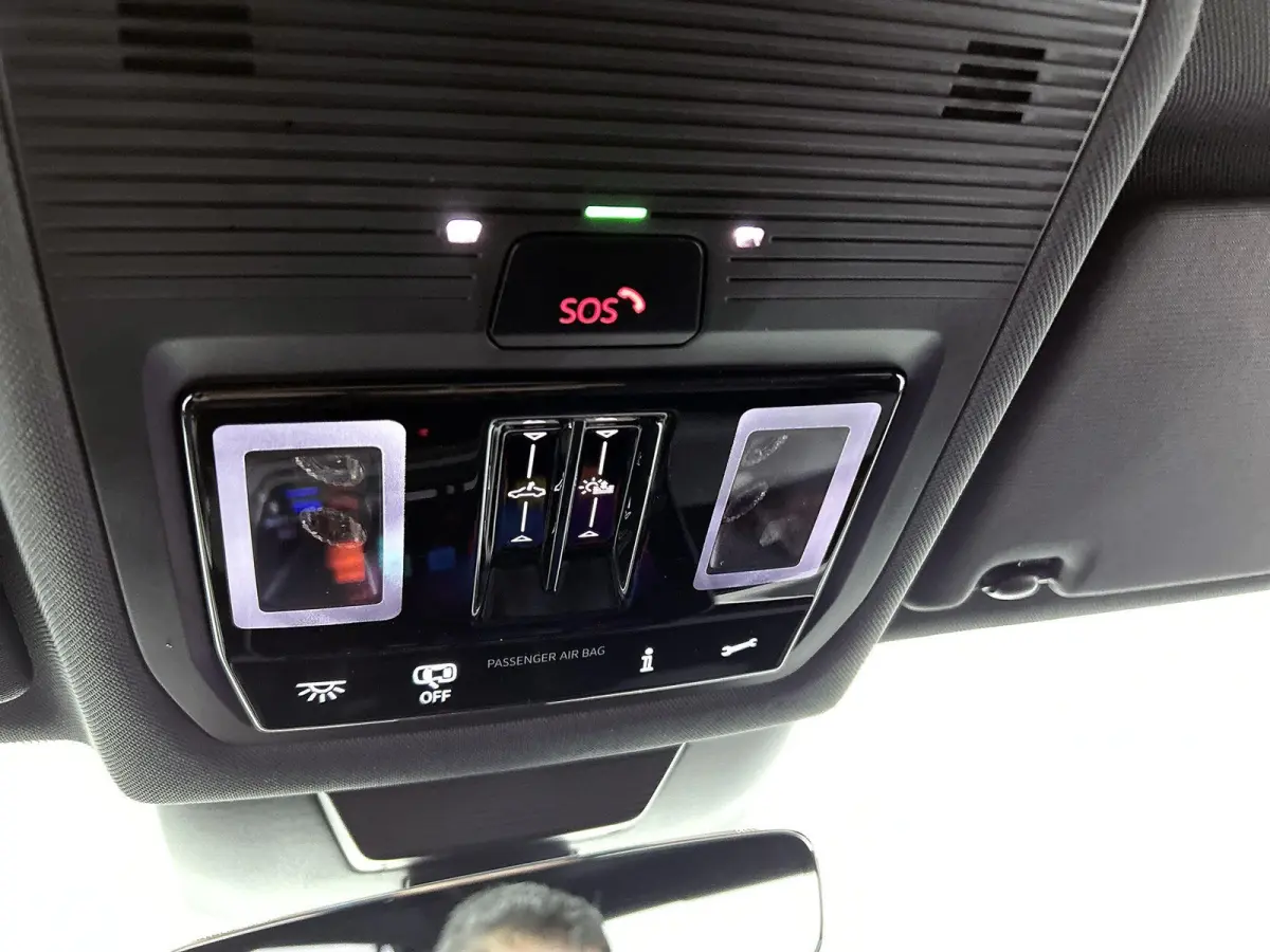 1.5 eHybrid R-Line Edition 272 PK| Origineel Nederlands | LEDER Interieur | Panoramadak | Trekhaak | Stoelventilatie | Stoelverwarming | 360 Camera