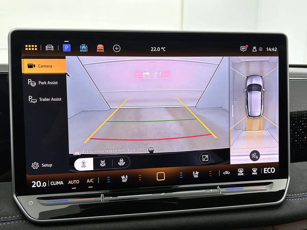 1.5 eHybrid R-Line Edition 272 PK| Origineel Nederlands | LEDER Interieur | Panoramadak | Trekhaak | Stoelventilatie | Stoelverwarming | 360 Camera