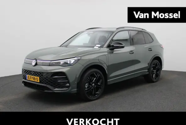 1.5 eHybrid R-Line Edition 272 PK| Origineel Nederlands | LEDER Interieur | Trekhaak | Panoramadak | 360 Camera | Stoelverwarming | Stoelventilatie | Stuurwielverwarming