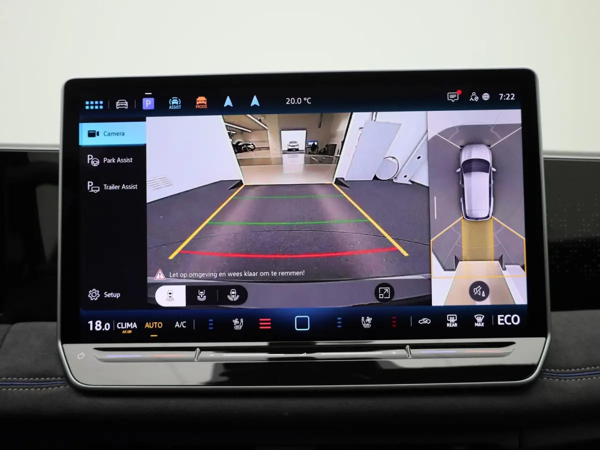 1.5 eHybrid R-Line Edition 272 PK| Origineel Nederlands | LEDER Interieur | Trekhaak | Panoramadak | 360 Camera | Stoelverwarming | Stoelventilatie | Stuurwielverwarming