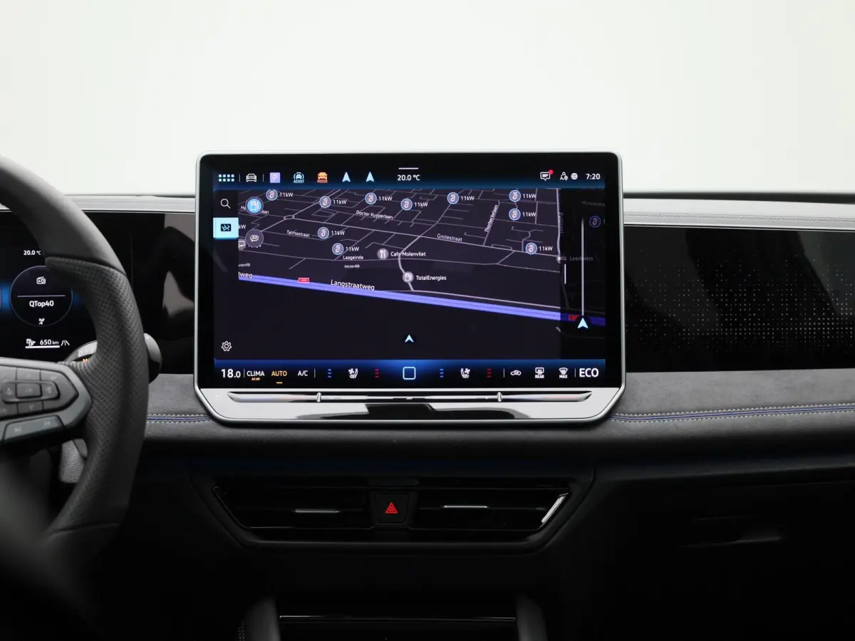 1.5 eHybrid R-Line Edition 272 PK| Origineel Nederlands | LEDER Interieur | Trekhaak | Panoramadak | 360 Camera | Stoelverwarming | Stoelventilatie | Stuurwielverwarming