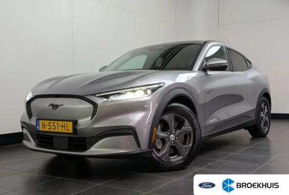 Extended RWD 98 kWh | SOH 95% | 360 Camera | Stoel- Stuurverwarming | Dodehoek detectie | | Achteruitrijcamera | Dodehoek detectie | Parkeersensor achter