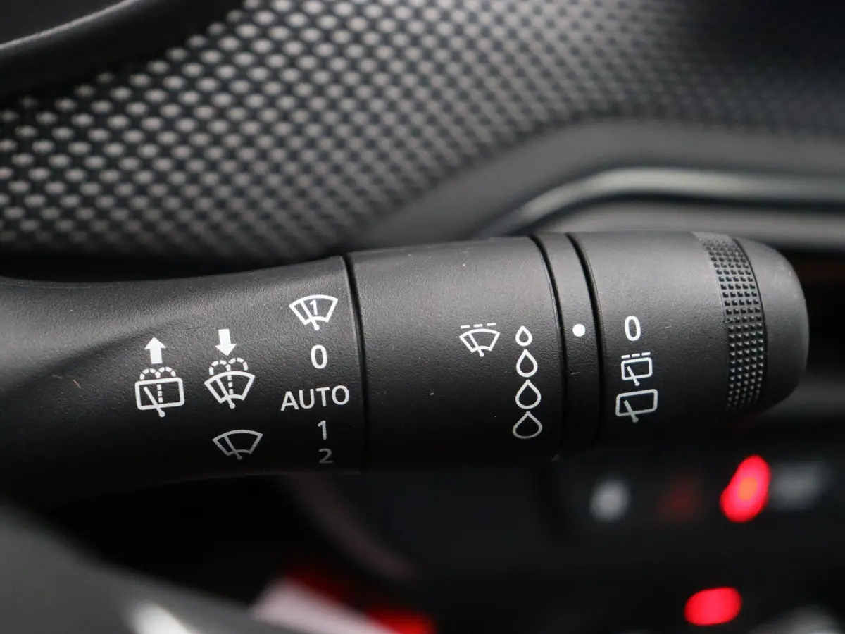 TCe 100pk Bi-Fuel Essential | 1e eigenaar | Achteruitrijcamera | Dodehoek detectie | Climate control |