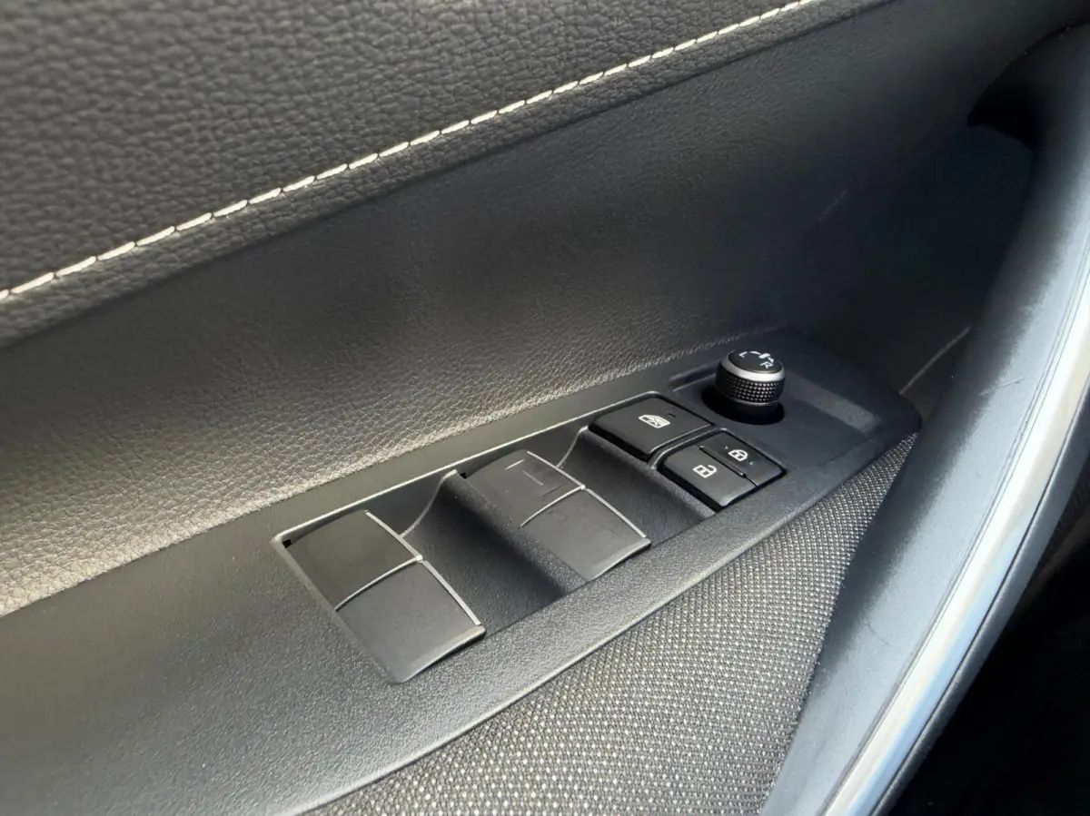 Hybrid 140 Active|Carplay/Android|NL-Auto