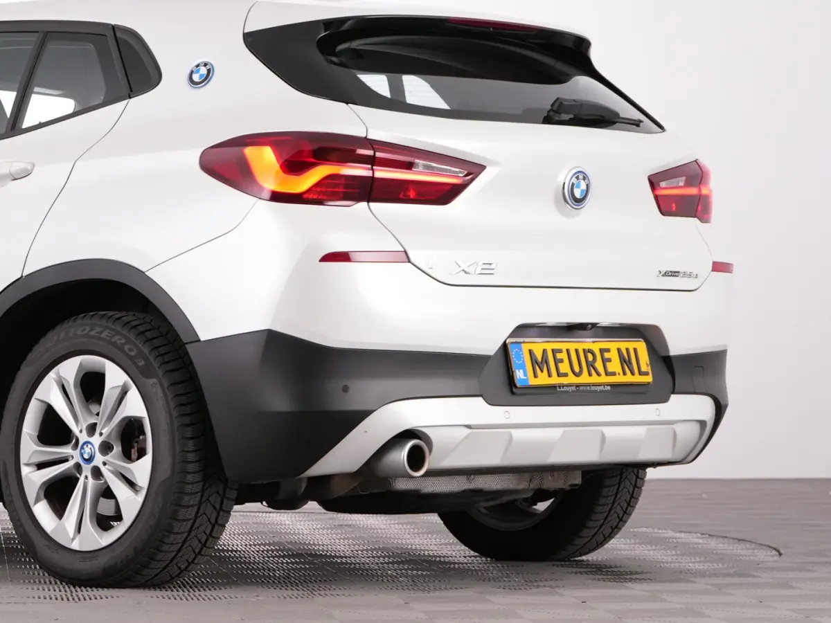 xDrive25e | LEDER | Head-Up | NAVI | CAMERA !