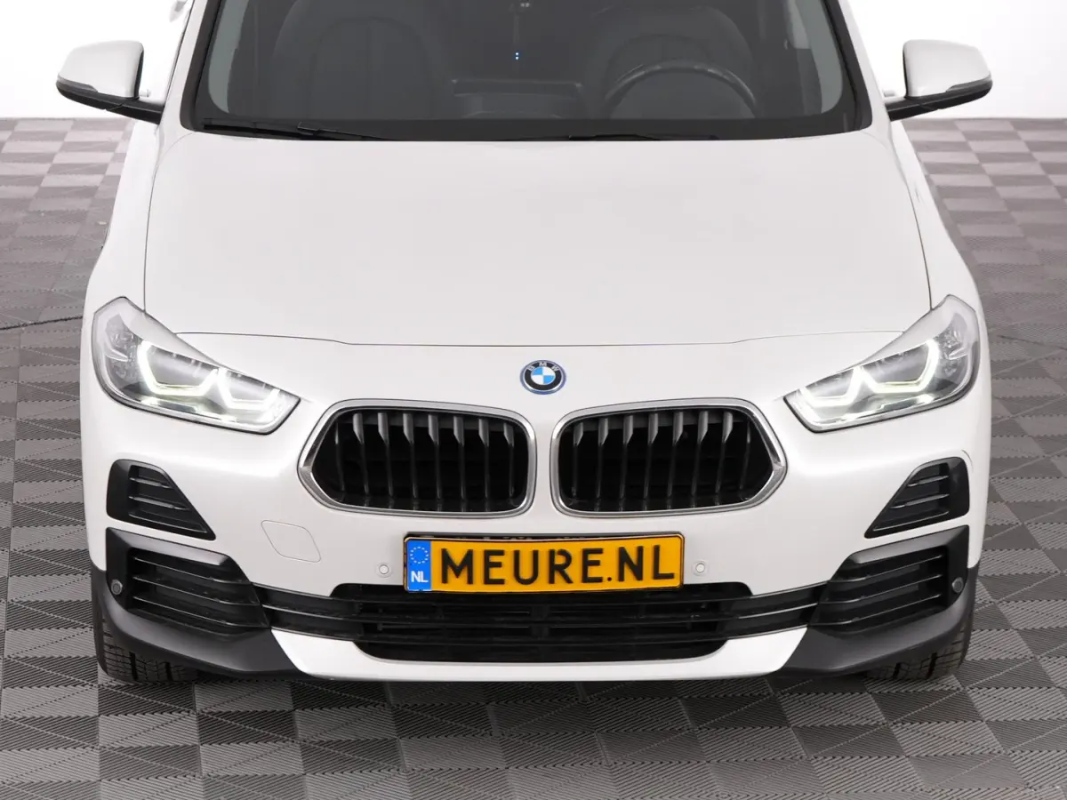 xDrive25e | LEDER | Head-Up | NAVI | CAMERA !
