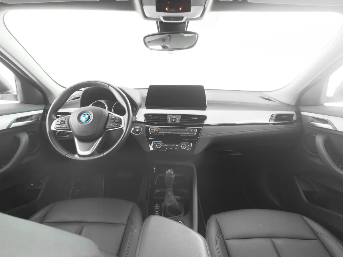 xDrive25e | LEDER | Head-Up | NAVI | CAMERA !