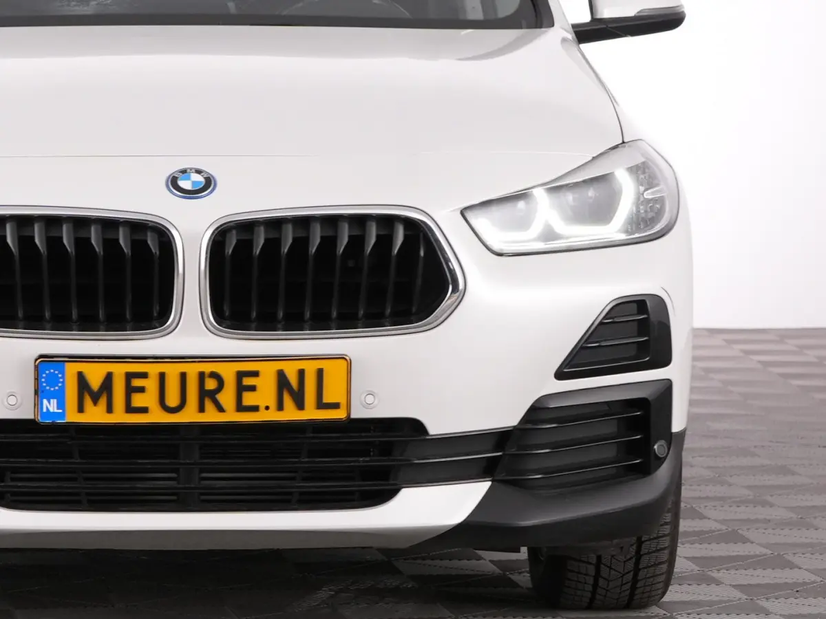 xDrive25e | LEDER | Head-Up | NAVI | CAMERA !