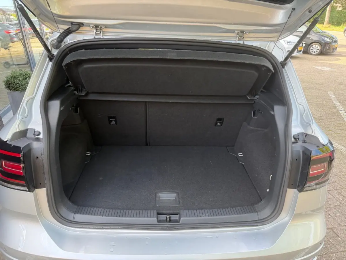 1.0 TSI R-LINE